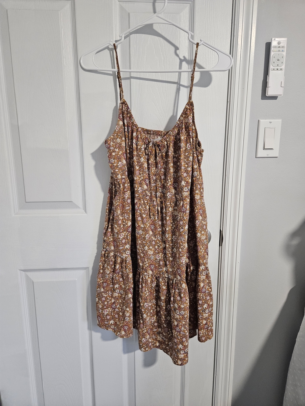 Has Pockets! Floral Tiered Spaghetti Strap Dress in Rust Brown